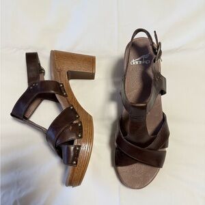 DANSKO | SZ 41 (US 11) | Brown Leather DANIELA SLINGBACK Heel Sandals T-Strap